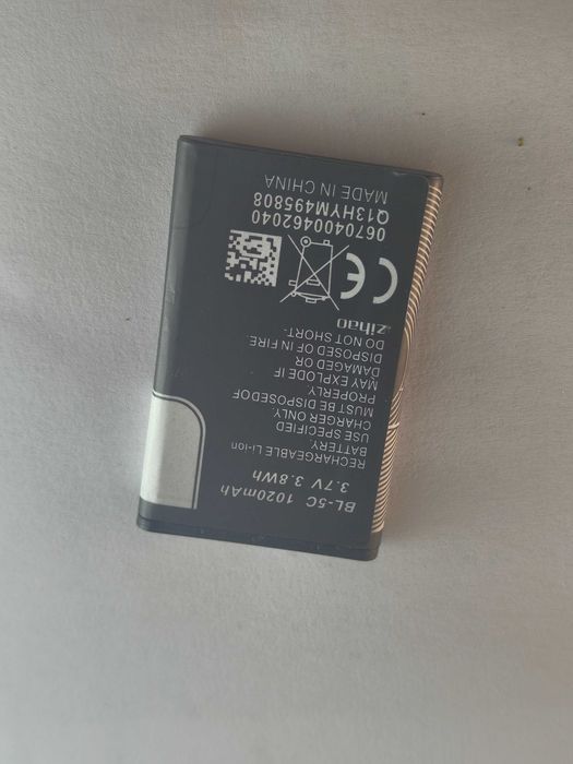 Mini tastatură wireless RGB - dongle USB + acumulator