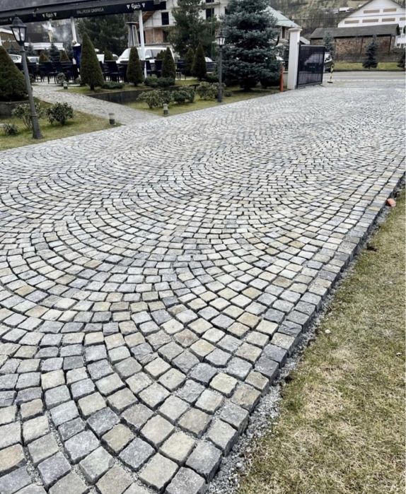 Piatră naturală poligonala/cubica