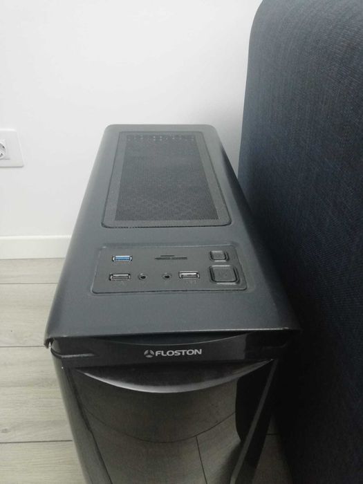 Carcasa ATX + sursa 700W