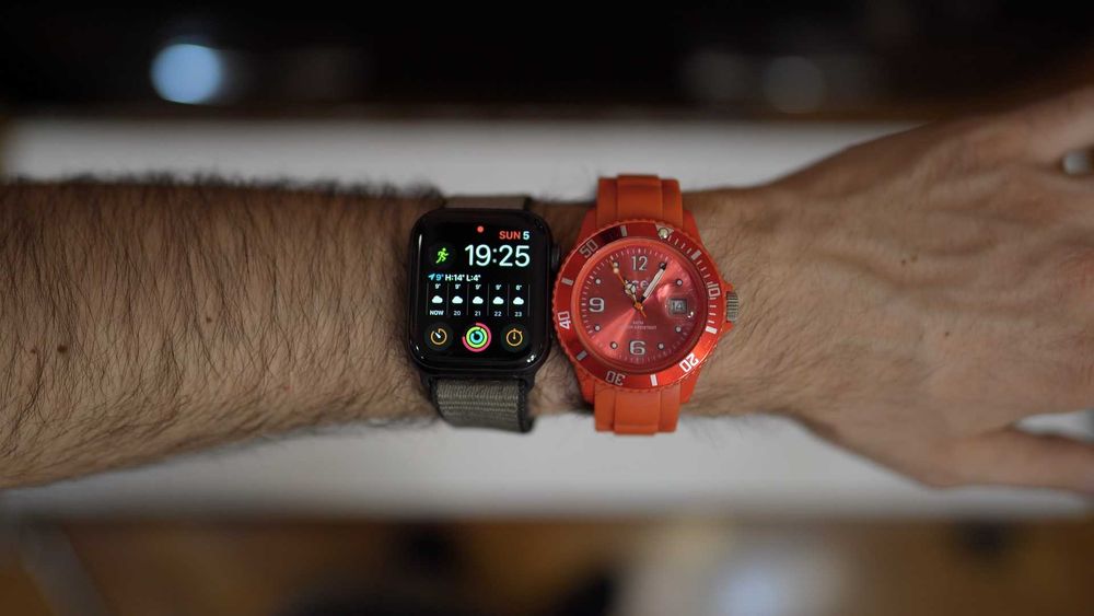 Продаю часы Ice Watch (Красные)