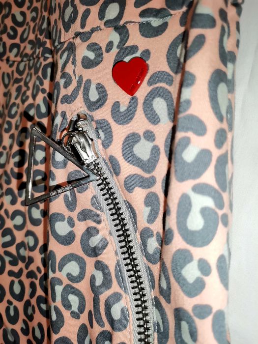 Леопардова рокля Love Moschino