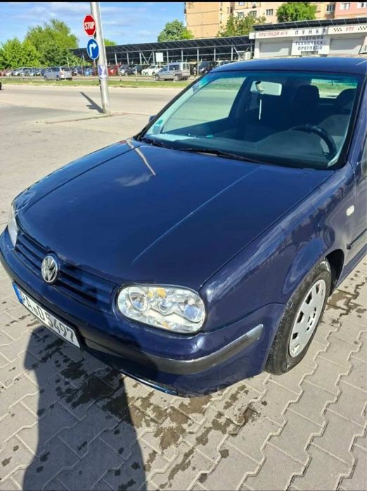 Продава се Golf 4