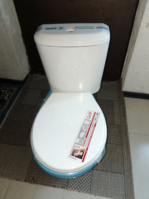 Продам унитаз и раковина