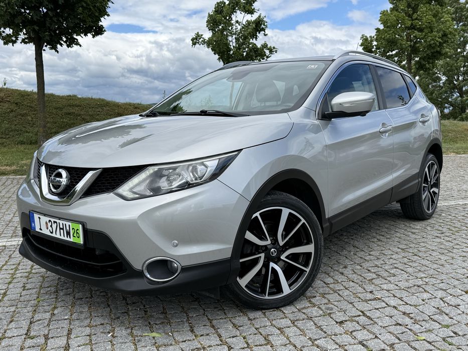 Nissan Qashqai Nissan Qashqai  Tekna 1.6 Dci 130 cp 4x4 la buton mod 2015