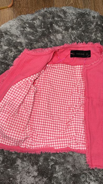 Розовый твидовый пиджак Zara