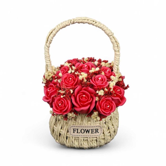 Подаръчна Кошница с рози от соев восък – ароматна декорация