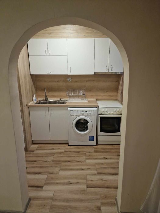 Дава се под наем Тристаен апартамент в Добрич, Автогара - 87 кв.м за 398.82 € - Снимка #3