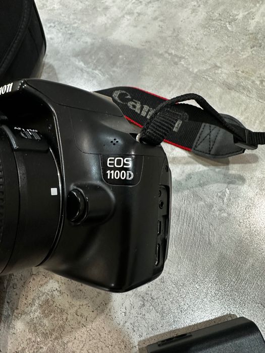 Canon 1100d EOS 18 - 55 mm