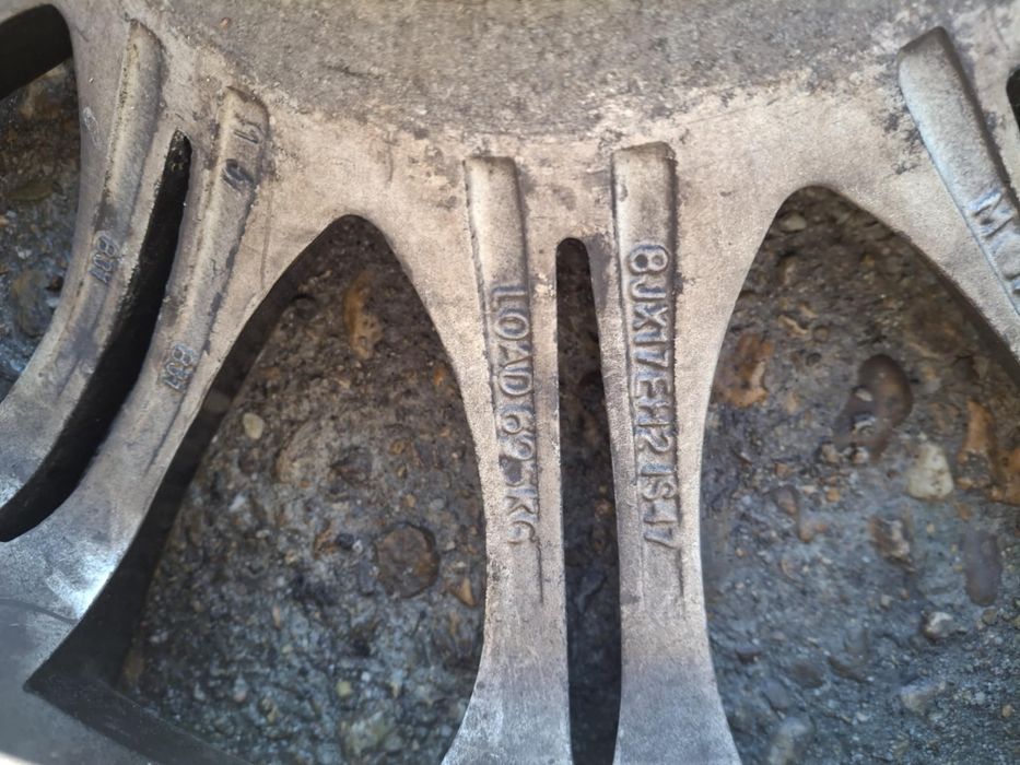 Bmw джанти 17 5х120 със зимни гуми style 135