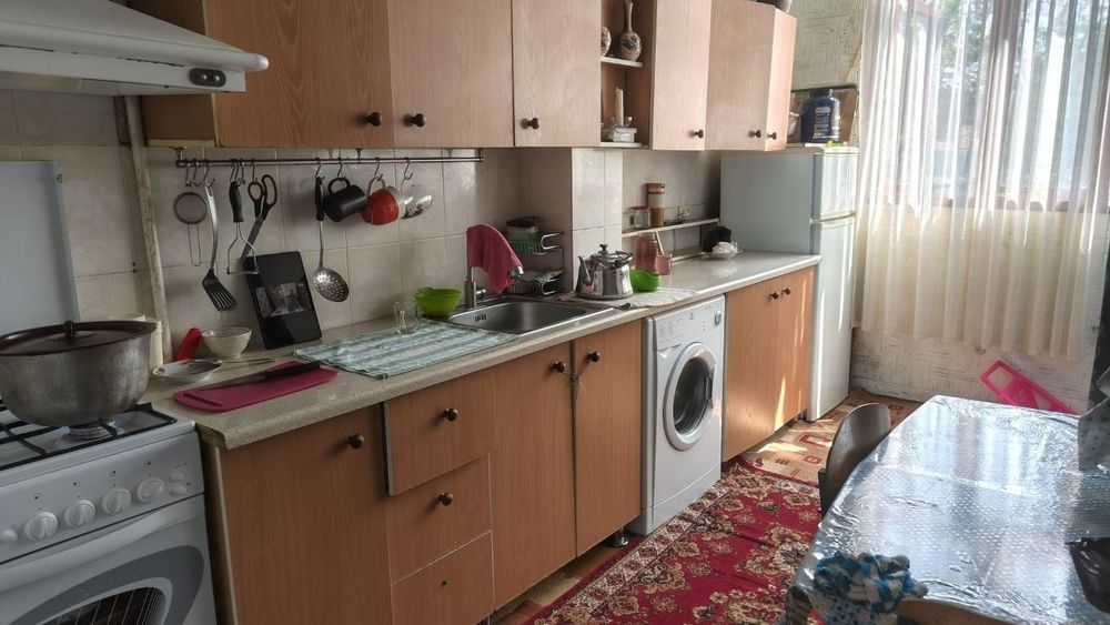 Продаётся 3 ком 3 микрорайон