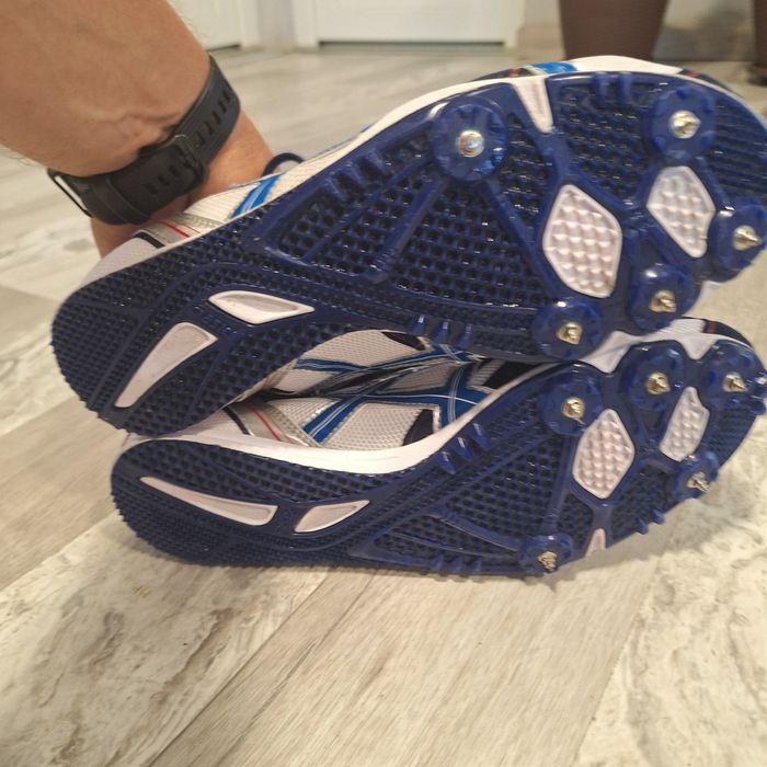 Ghete cu cuie atletism Asics Heatdistance nr 43,5