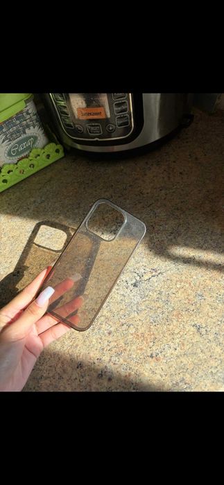 Продам чехлы на айфон 15 pro