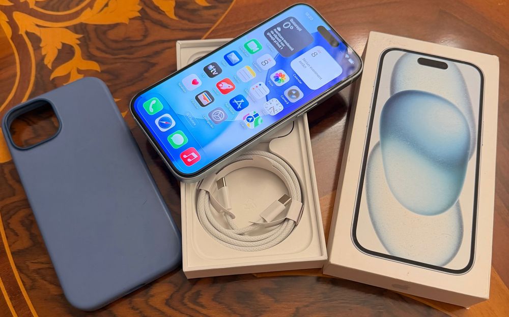 Iphone 15 Blue 128gb full box cu toate accesoriile noi 87% stare sanat