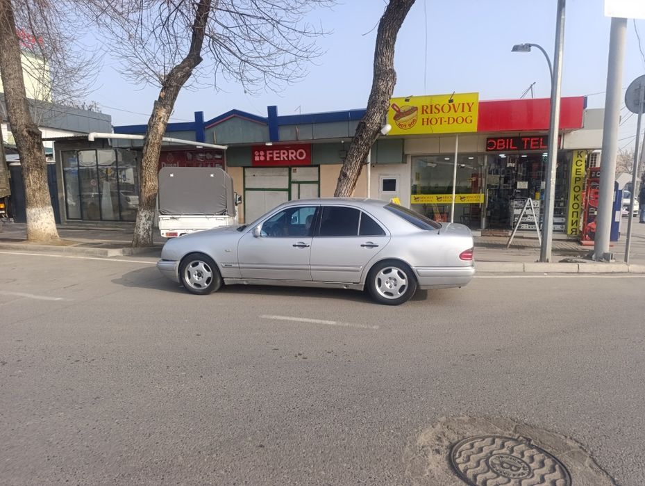 Мерседес  w210 в хорошем состоянии