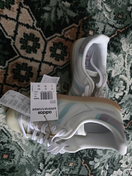 Vând / Schimb adidași Adidas Superstar  FUTURESHELL