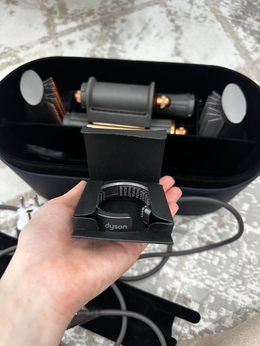 Dyson airwrap complete long