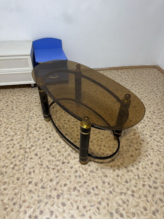 Продам стол гостевой