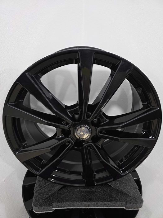 Jante 19 Mercedes GLC GLB EQA EQB E Class C Class Audi Q3 A5 A6 Q5 5x112 66.6 8J et28