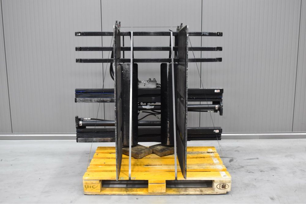 Piese stivuitoare atasament klamp baloti