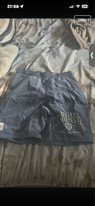 Pantaloni scurti marime m fit l