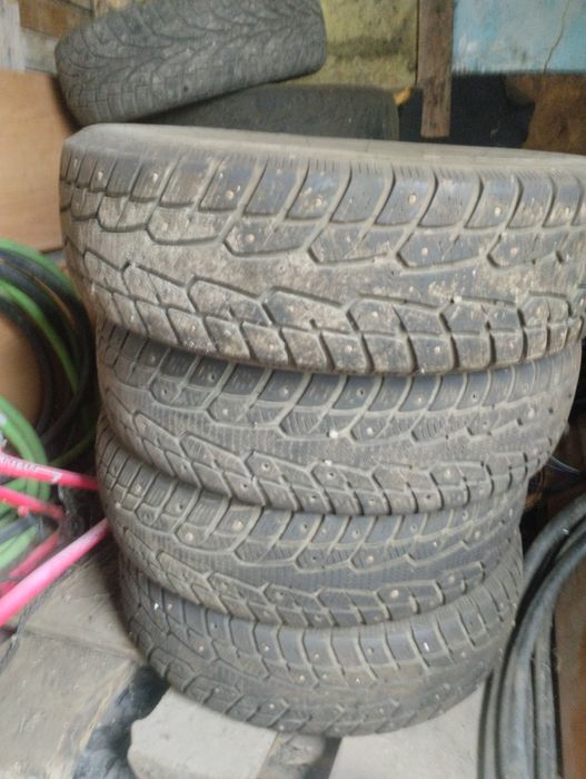 Продам зимние шины 15 размер