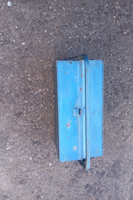 Куфар за инструменти