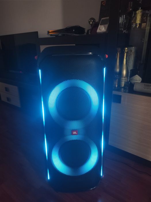 Boxa Jbl partybox 710 / 800W Rms  foarte puternica