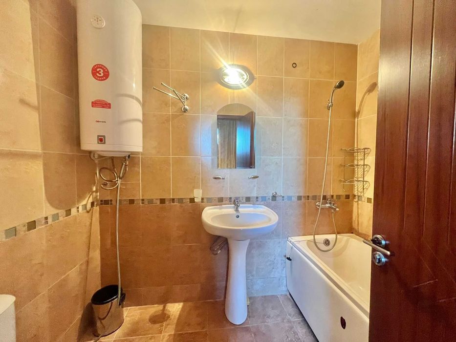 Дава се под наем Тристаен апартамент в с. Равда, Област Бургас - 73 кв.м за 350 € - Снимка #7