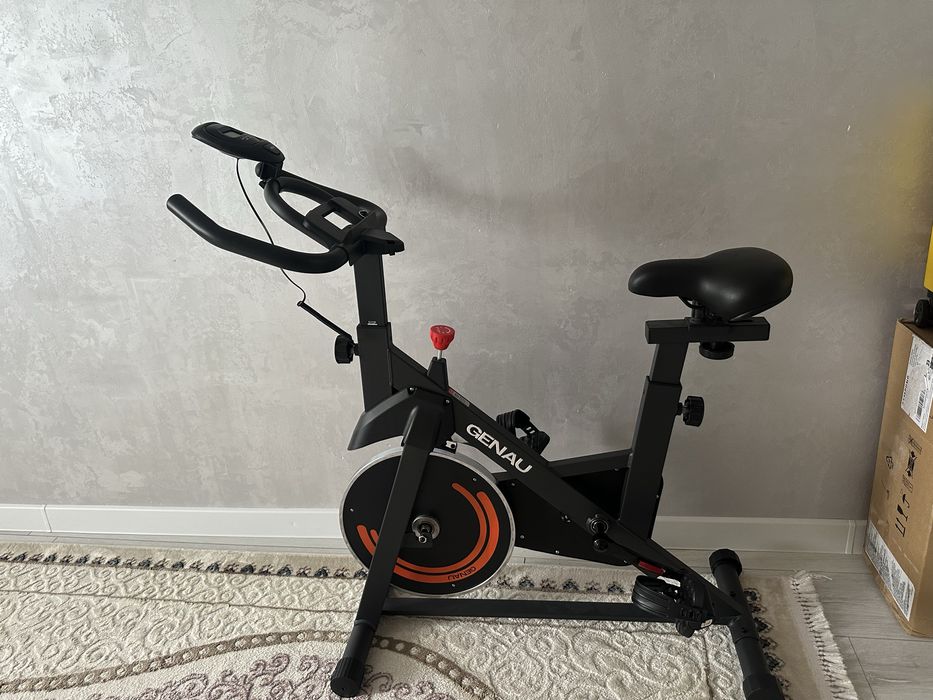 Велотренажер Genau
