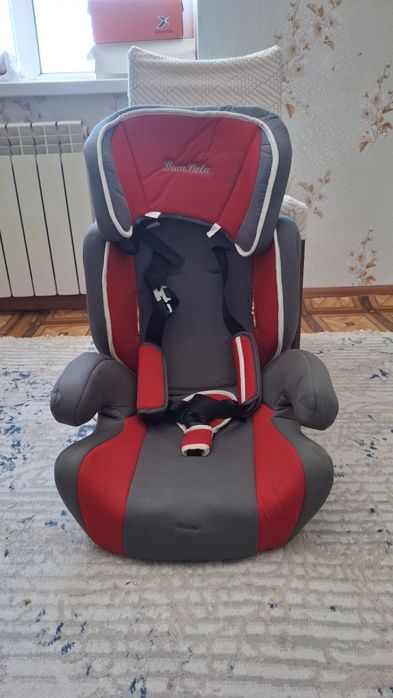 Продам детский кресло для автомобиля