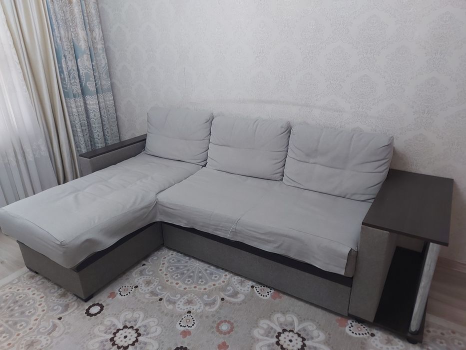 Срочно продам угловой диван