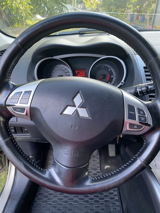 Autoturism Mitsubishi outlander 2008 4x4 optional