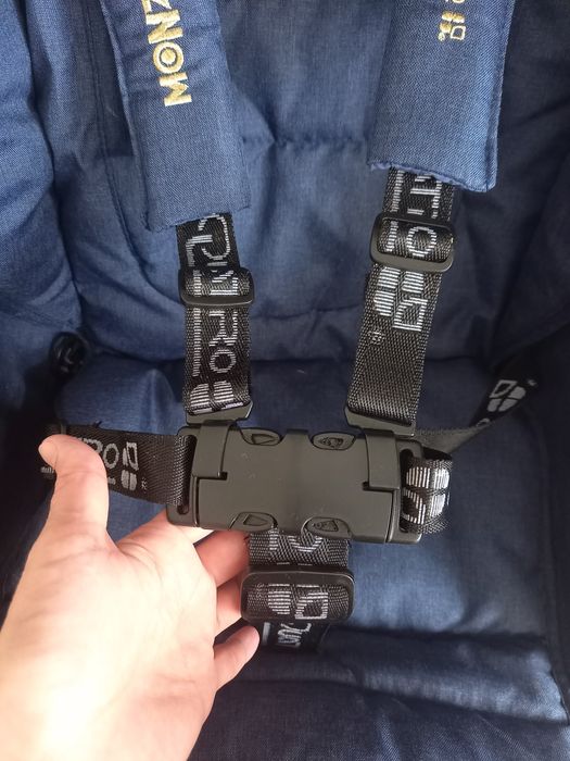 Коляска прогулочная с перекидной ручкой