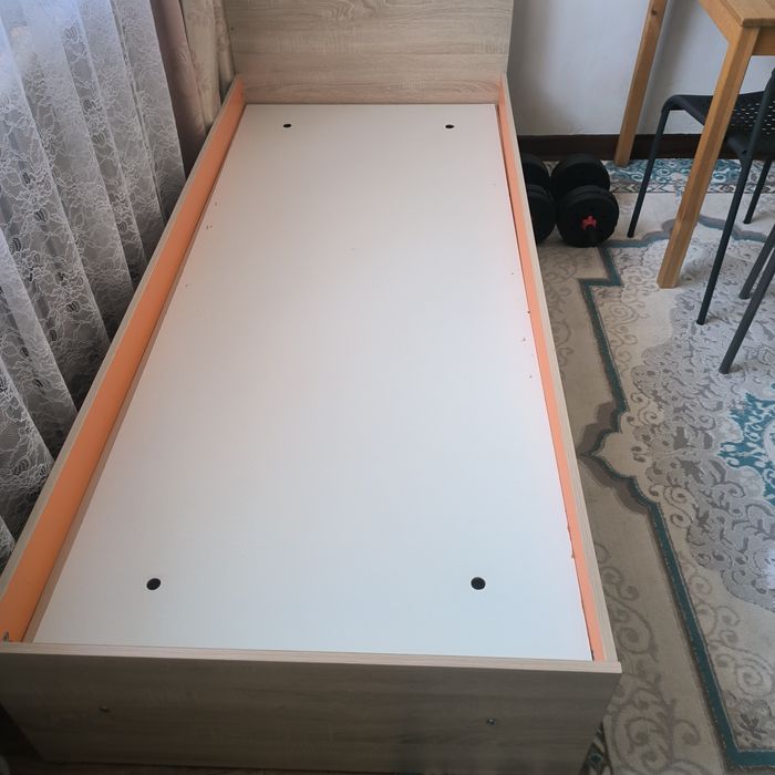 Кровать, без матраса, 190*80 см