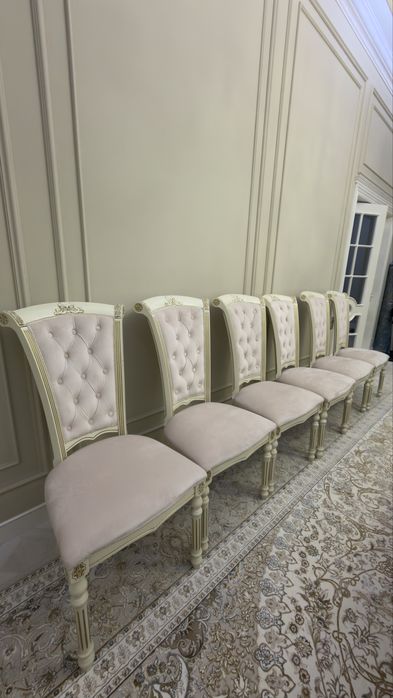 Стулья 12 шт, б/у. Хорошее состояние.