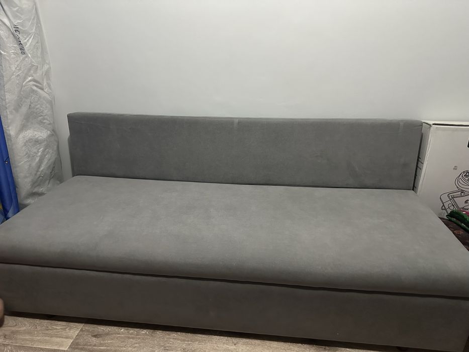 Продам практичный диван