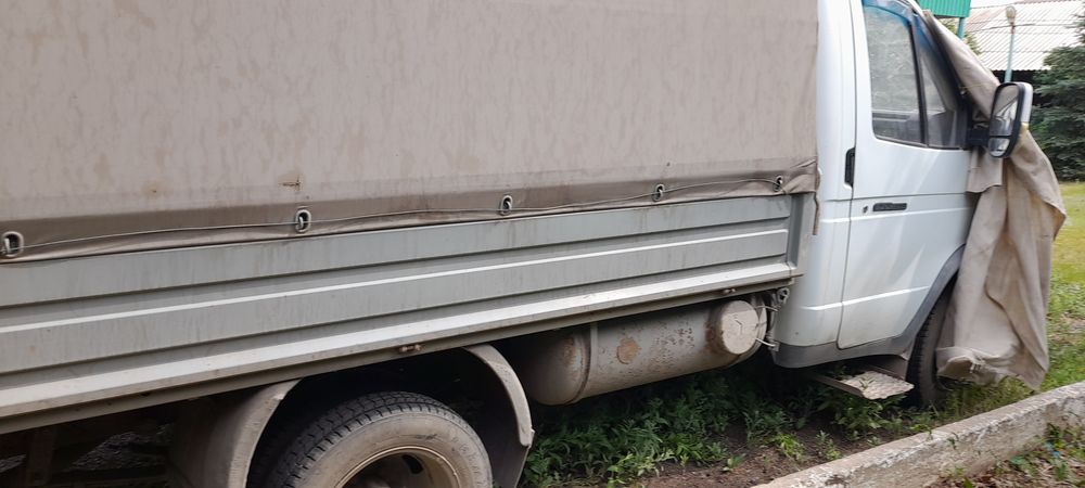 Авто Газель 2004 года выпуска