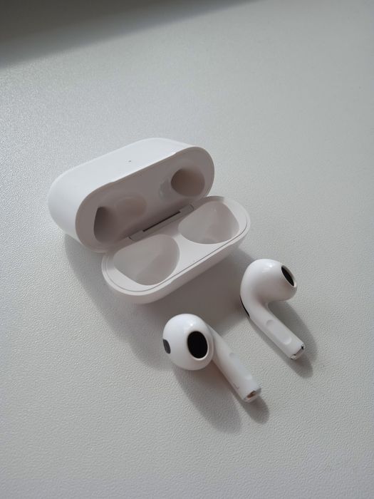 Apple AirPods 3 + Apple AirPods pro 3