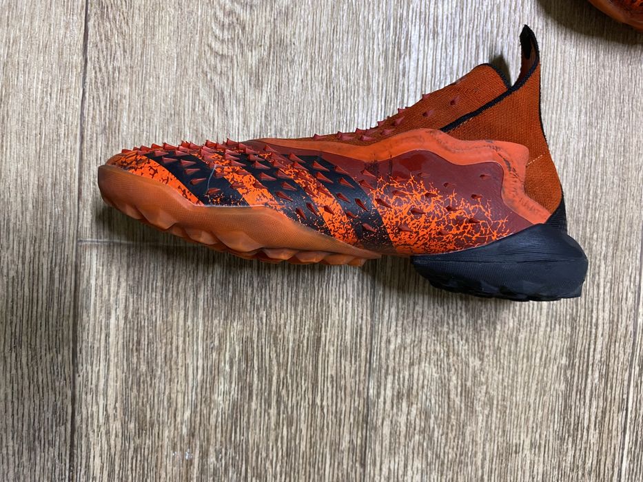 Сороконожки предаторы Адидас