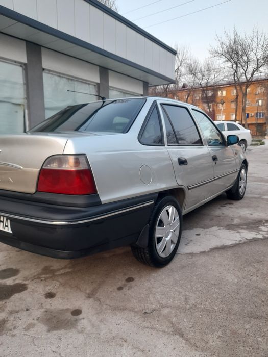 Некся 1 сотилади срочно холати идаел