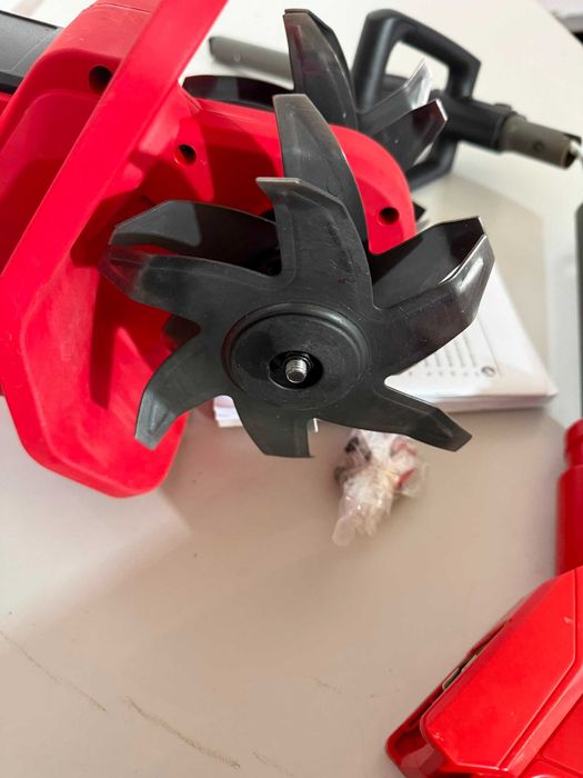 Motosapă electrică cu acumulator Einhell GE-CR 18/20 Li E-Solo