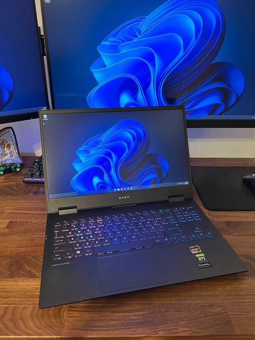 HP OMEN 15, AMD Ryzen 7 5800H, 32GB, 512 GB SSD, GeForce RTX 3060 6GB