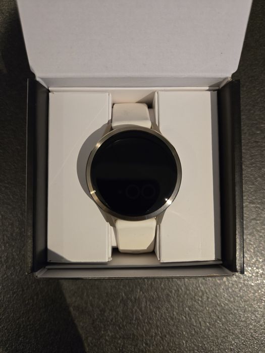 Garmin смарт часовник