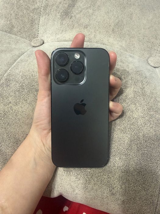 Iphone 14 pro 128 гб на черном цвете