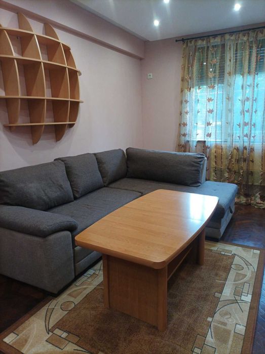 Дава се под наем Двустаен апартамент в София, Център - 60 кв.м за 680 € - Снимка #2