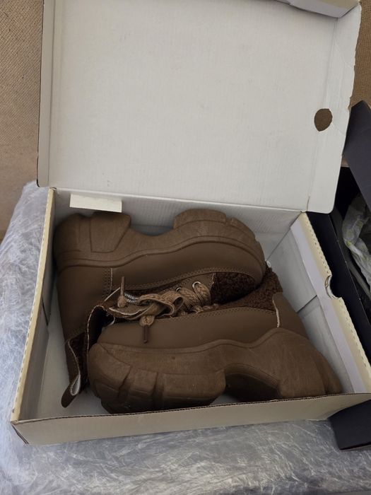 Ботинка для девушек