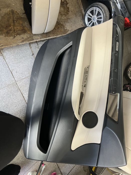 Салон за БМВ Х5 Е 70 феис