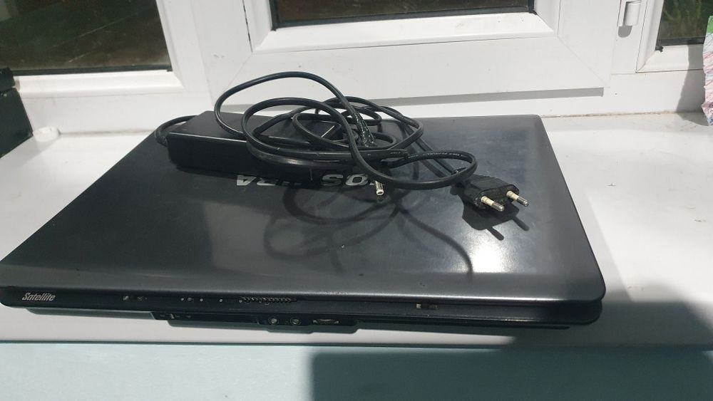 Toshiba noudbuk sotiladi