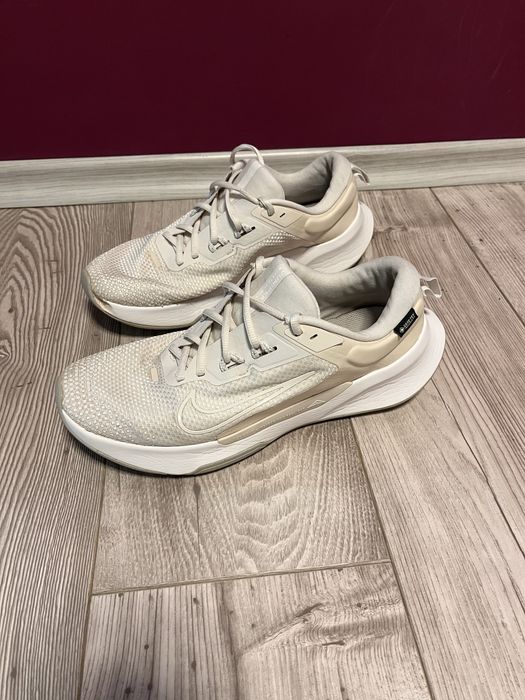 Маратонки Nike Gore tex 43 номер