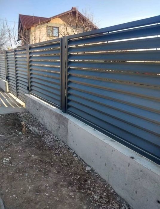Vand garduri și porți la comanda CLENTULUI